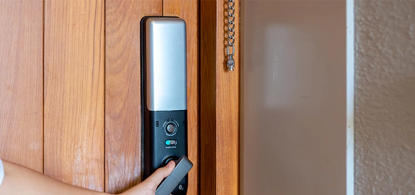Home Security Electronic Locks Upgrades in Valinda, CA